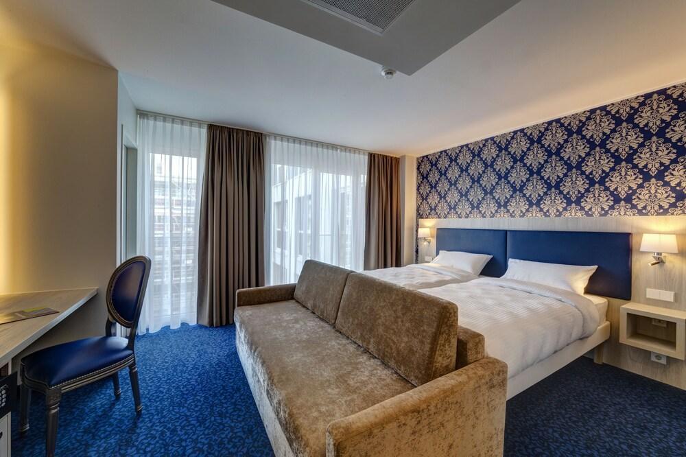 Hotel Ibis Styles Rastatt Baden-Baden Exterior foto